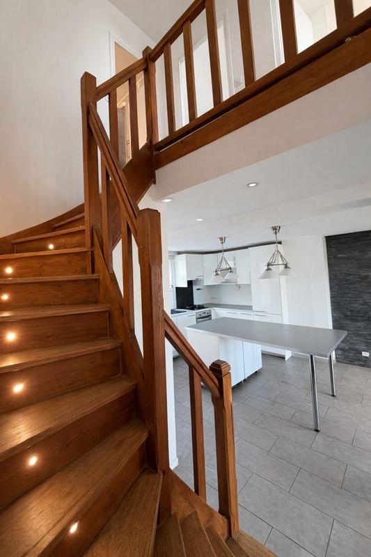 Maison jumelée - 108 m² - 5 pièces