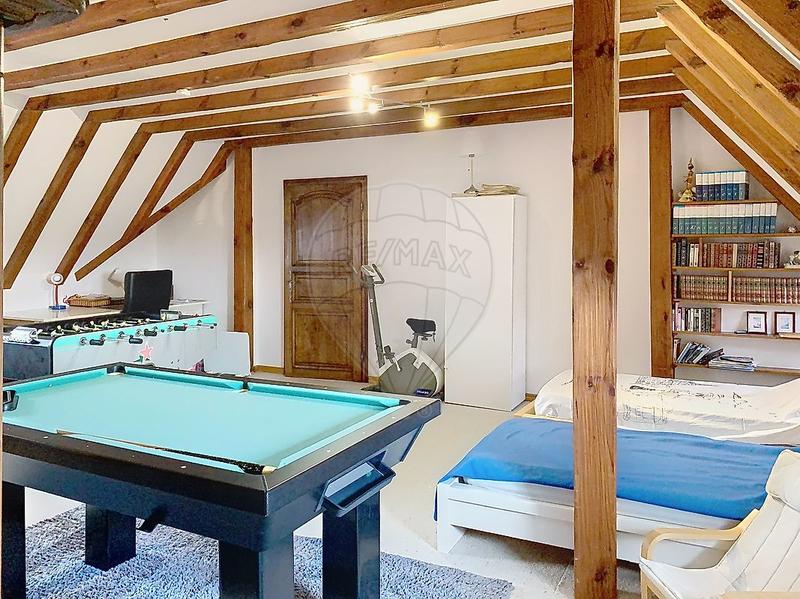 Gîte - 253 m² - 9 pièces