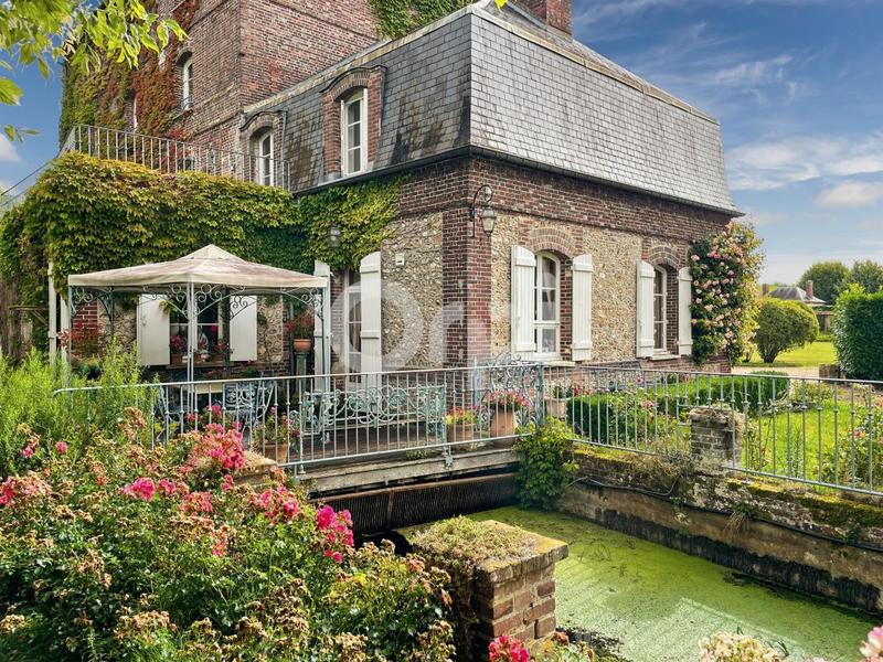 Propriété - 503 m² - 10 pièces