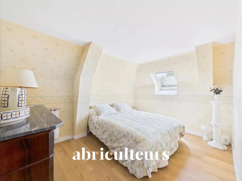 Maison - 111 m² - 5 pièces