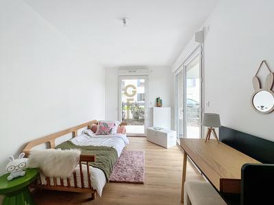 Appartement - 95 m² - 4 pièces