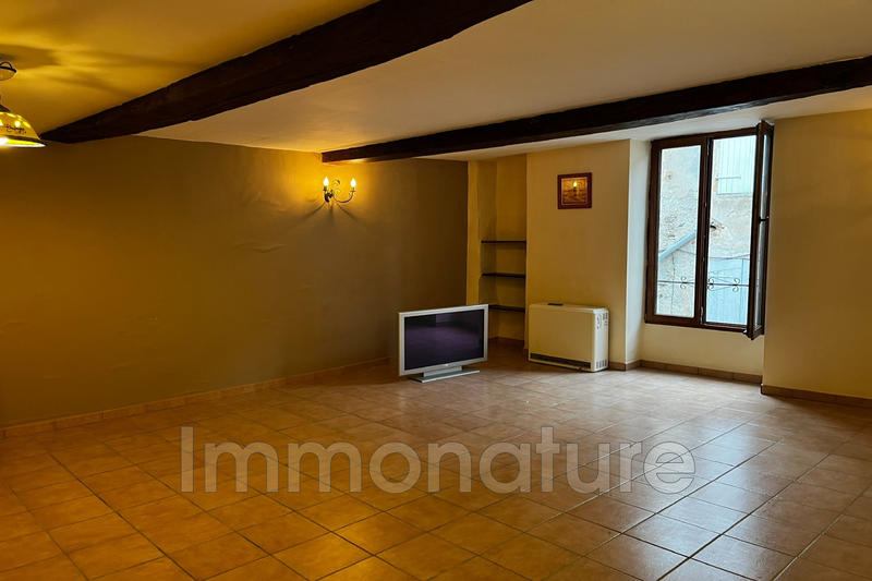 Maison - 202 m² - 3 pièces