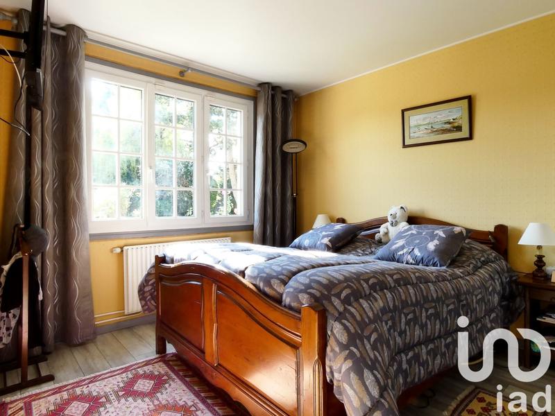 Maison - 203 m² - 9 pièces