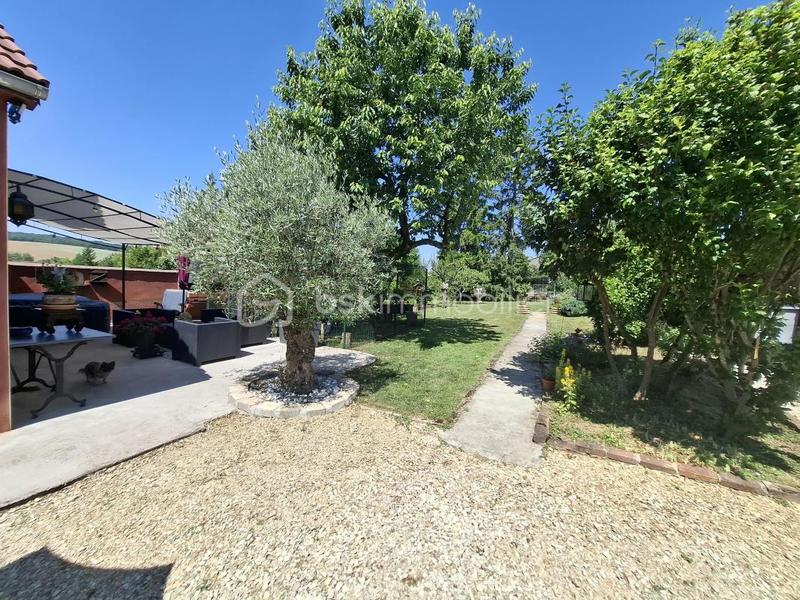 Maison - 90 m² - 3 pièces