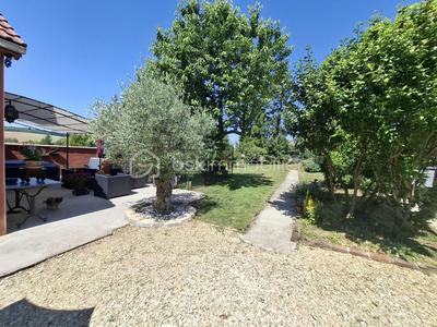 Maison - 90 m² - 3 pièces