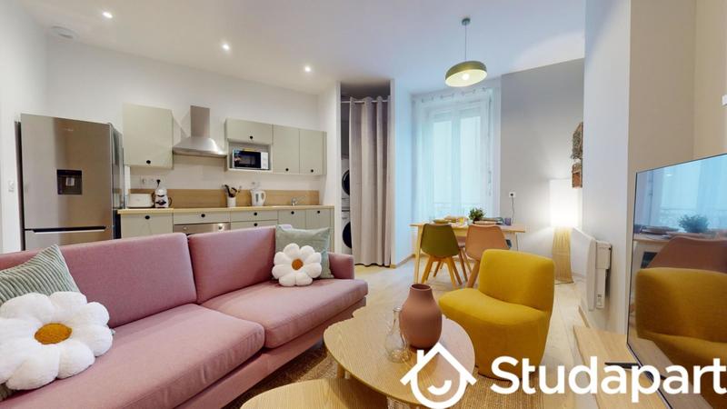 Chambre - 12 m² - 1 pièce