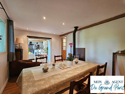 Maison - 184 m² - 7 pièces