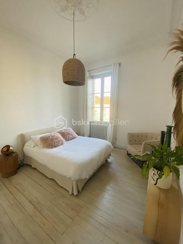 Duplex - 180 m² - 7 pièces