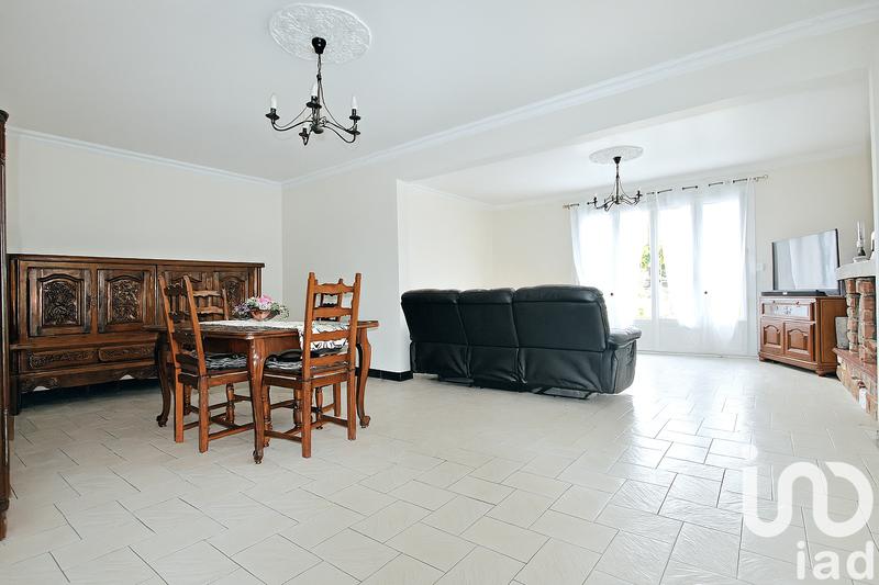 Maison - 208 m² - 7 pièces