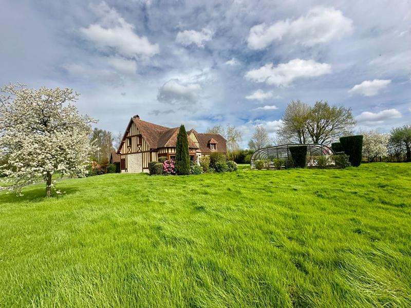 Maison - 288 m² - 6 pièces