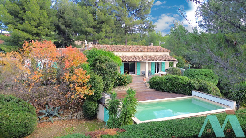 Maison - 104 m² - 4 pièces