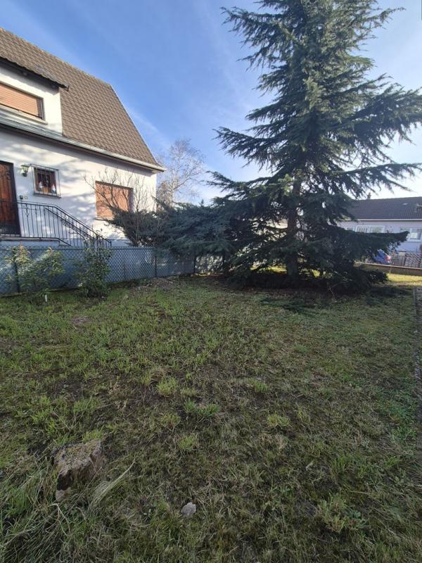 Maison traditionnelle - 95 m² - 4 pièces