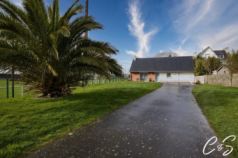 Maison - 95 m² - 5 pièces