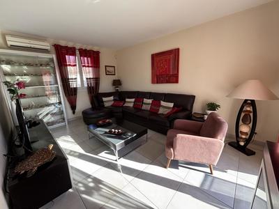 Propriété - 110 m² - 4 pièces