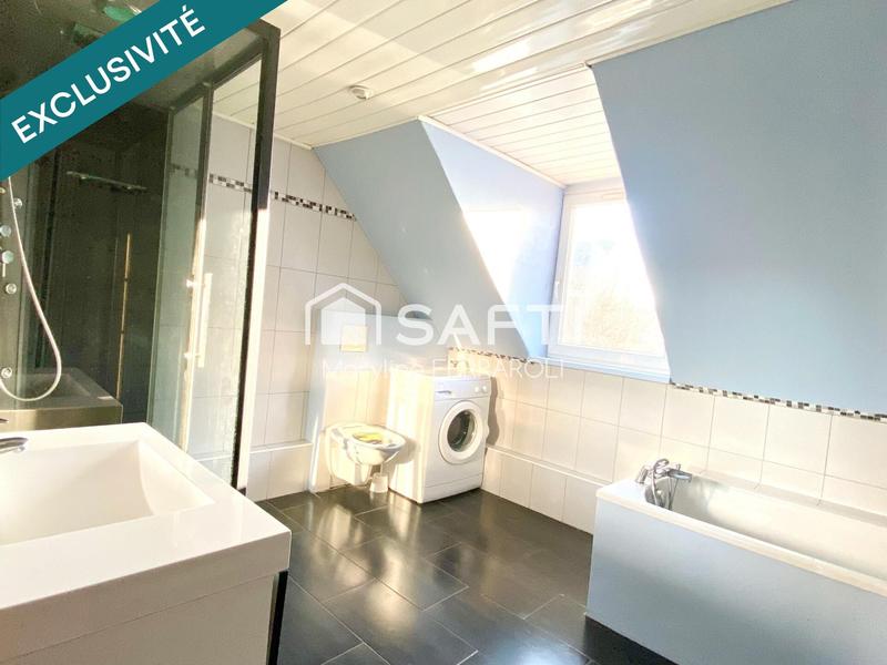 Maison - 128 m² - 8 pièces