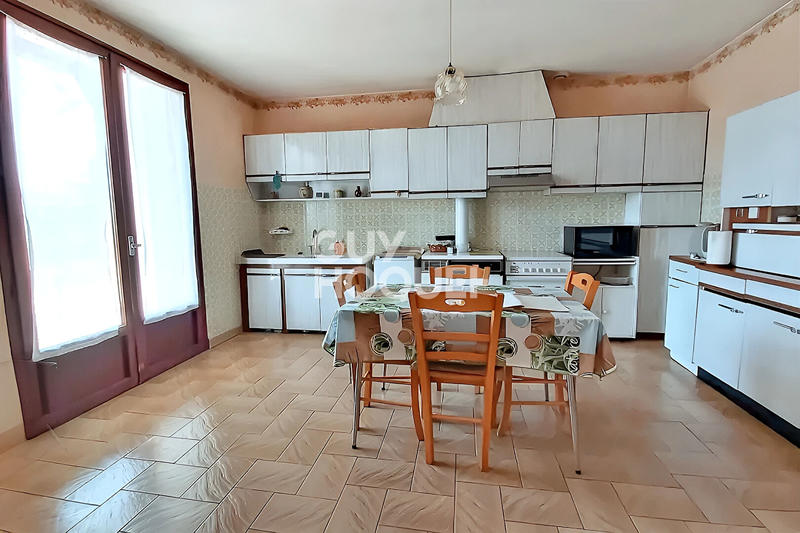 Maison - 122 m² - 5 pièces