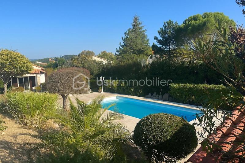 Maison - 141 m² - 6 pièces