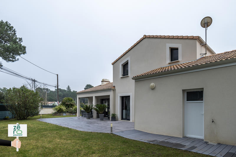 Maison - 101 m² - 3 pièces