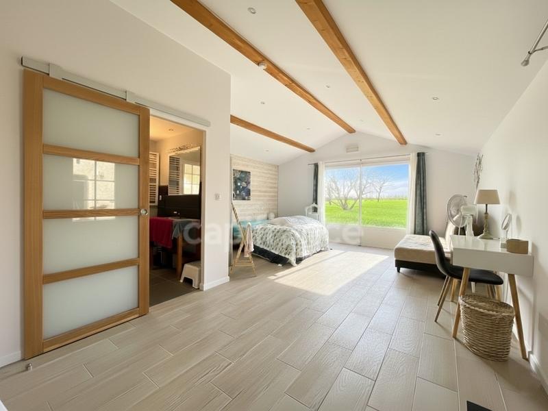 Propriété - 144 m² - 5 pièces