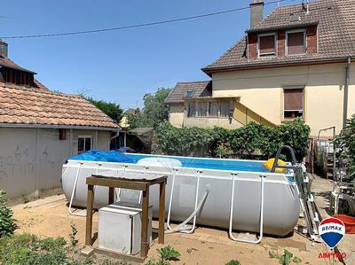 Maison - 93 m² - 5 pièces