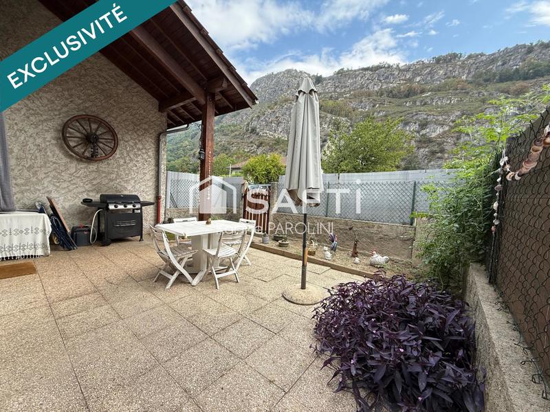 Maison - 95 m² - 5 pièces