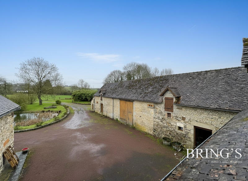 Maison - 180 m² - 6 pièces