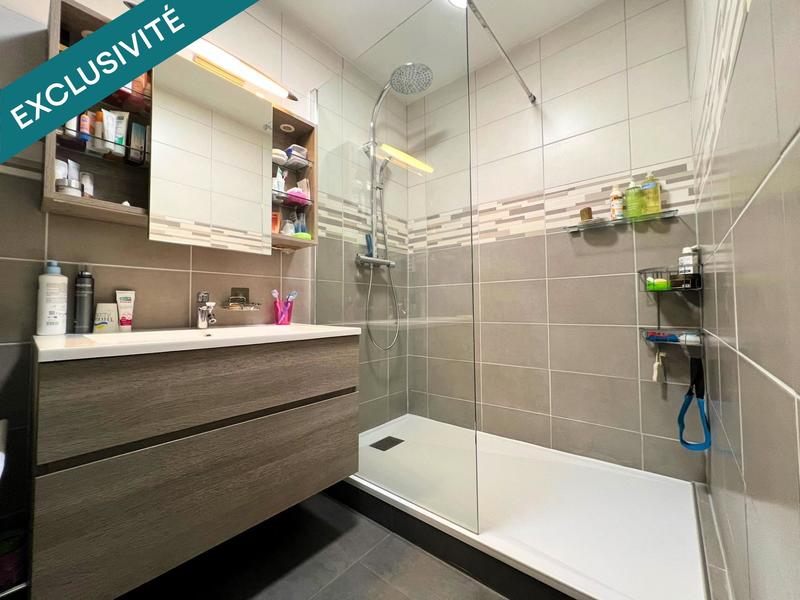 Appartement - 82 m² - 3 pièces