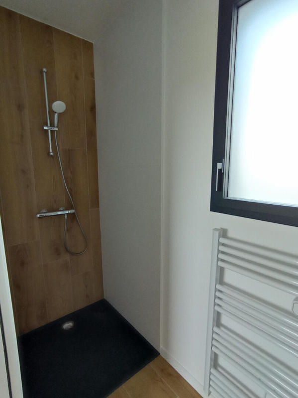 Maison - 92 m² - 5 pièces