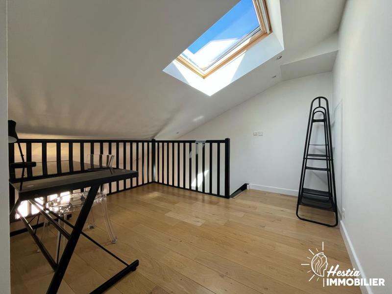 Appartement - 99 m² - 5 pièces