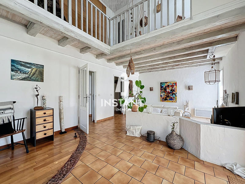 Maison - 156 m² - 8 pièces