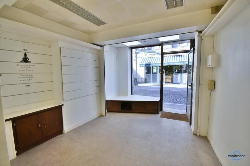 Local commercial - 34 m² - 2 pièces