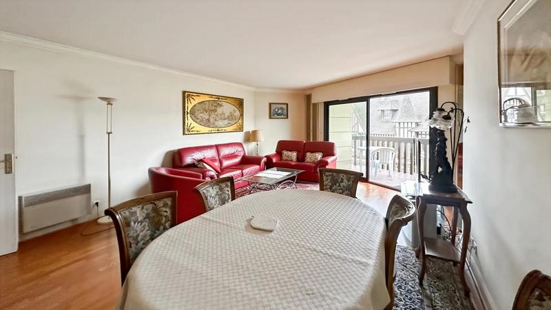 Appartement - 89 m² - 5 pièces