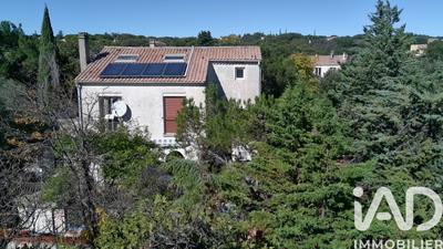 Maison - 220 m² - 5 pièces