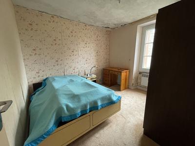 Maison traditionnelle - 90 m² - 4 pièces