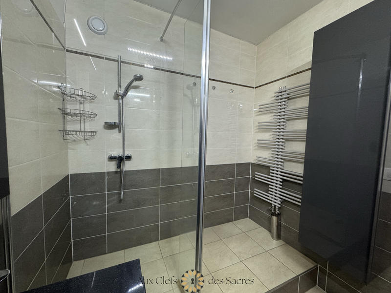 Appartement - 87 m² - 4 pièces