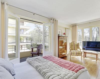 Appartement - 220 m² - 6 pièces