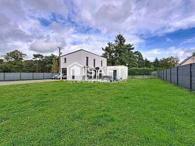 Maison - 150 m² - 6 pièces