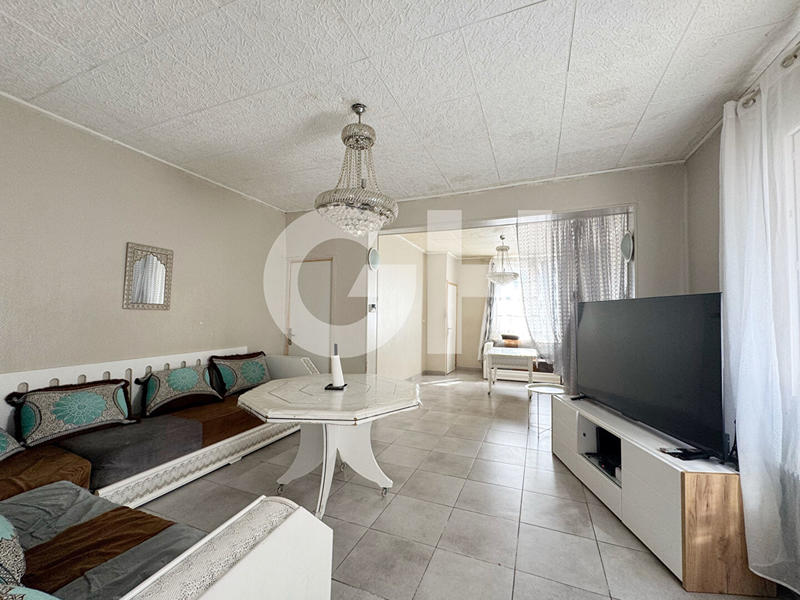 Maison - 105 m² - 4 pièces