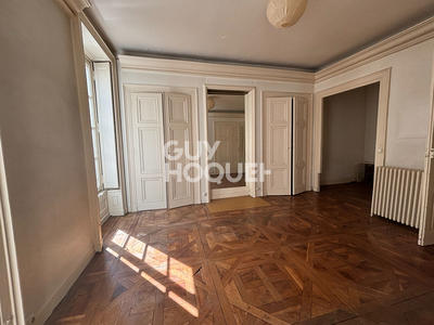 Appartement - 125 m² - 4 pièces