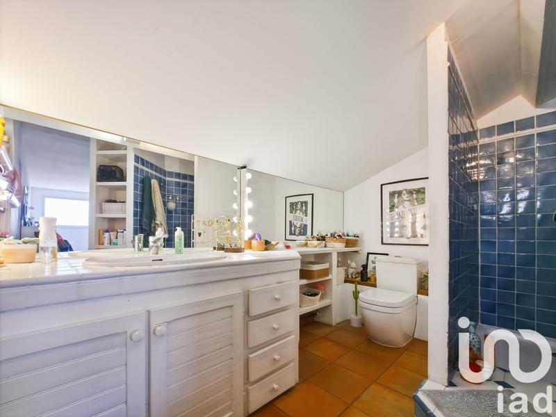 Maison - 299 m² - 9 pièces