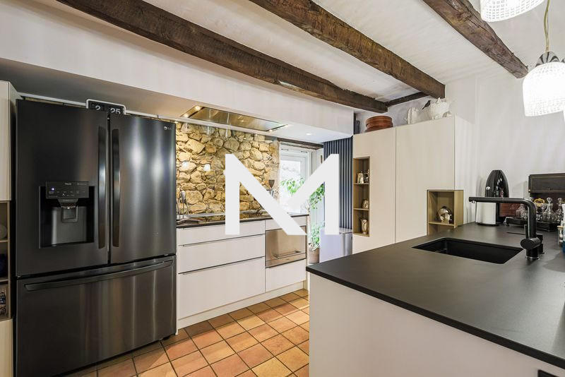 Maison - 190 m² - 5 pièces