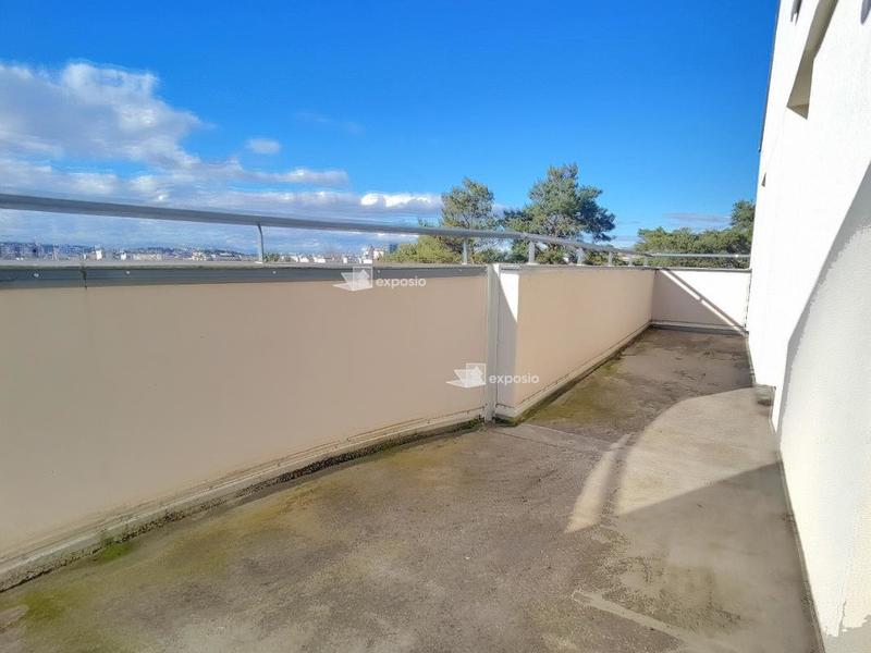 Appartement - 90 m² - 4 pièces