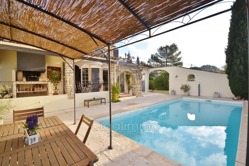 Villa - 118 m² - 7 pièces