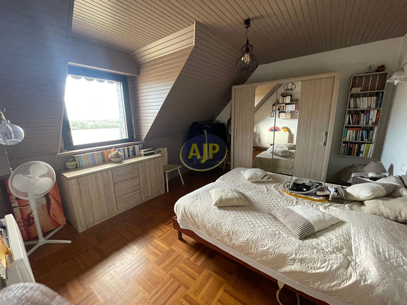 Maison - 155 m² - 7 pièces