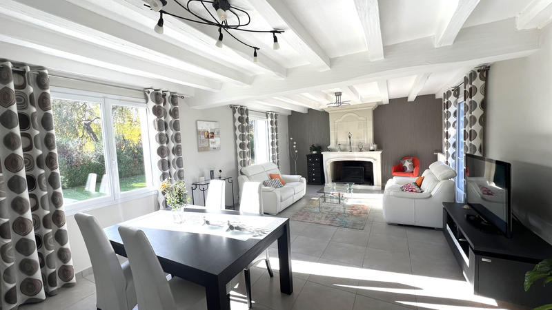 Maison - 151 m² - 6 pièces