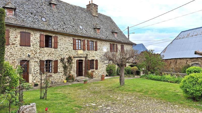 Maison - 186 m² - 6 pièces