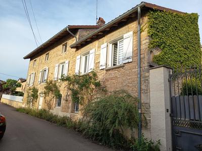 Maison - 143 m² - 8 pièces