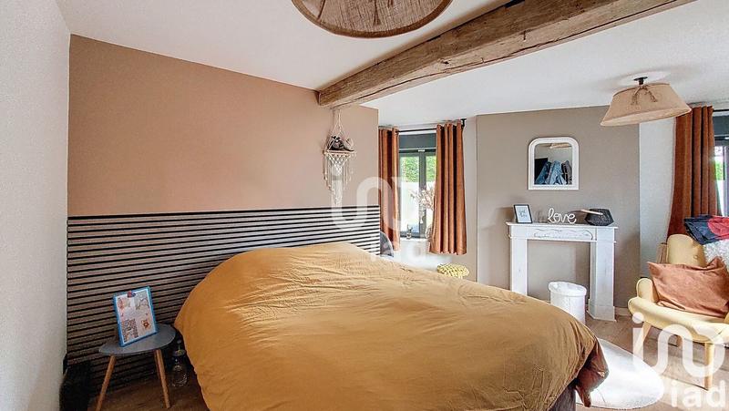 Maison - 185 m² - 7 pièces