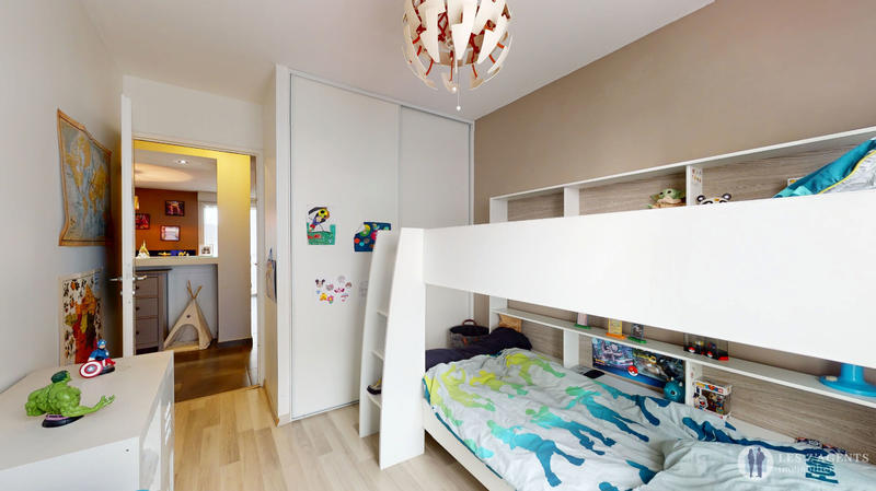 Appartement - 75 m² - 4 pièces