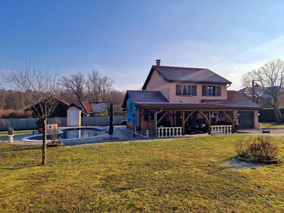 Villa - 100 m² - 4 pièces